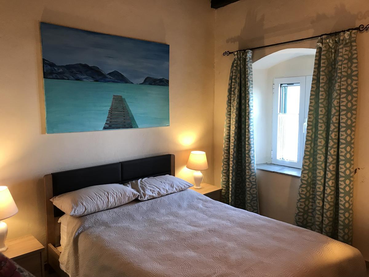 Theea Cottage - Wonderful Sea Views Chlomos 外观 照片